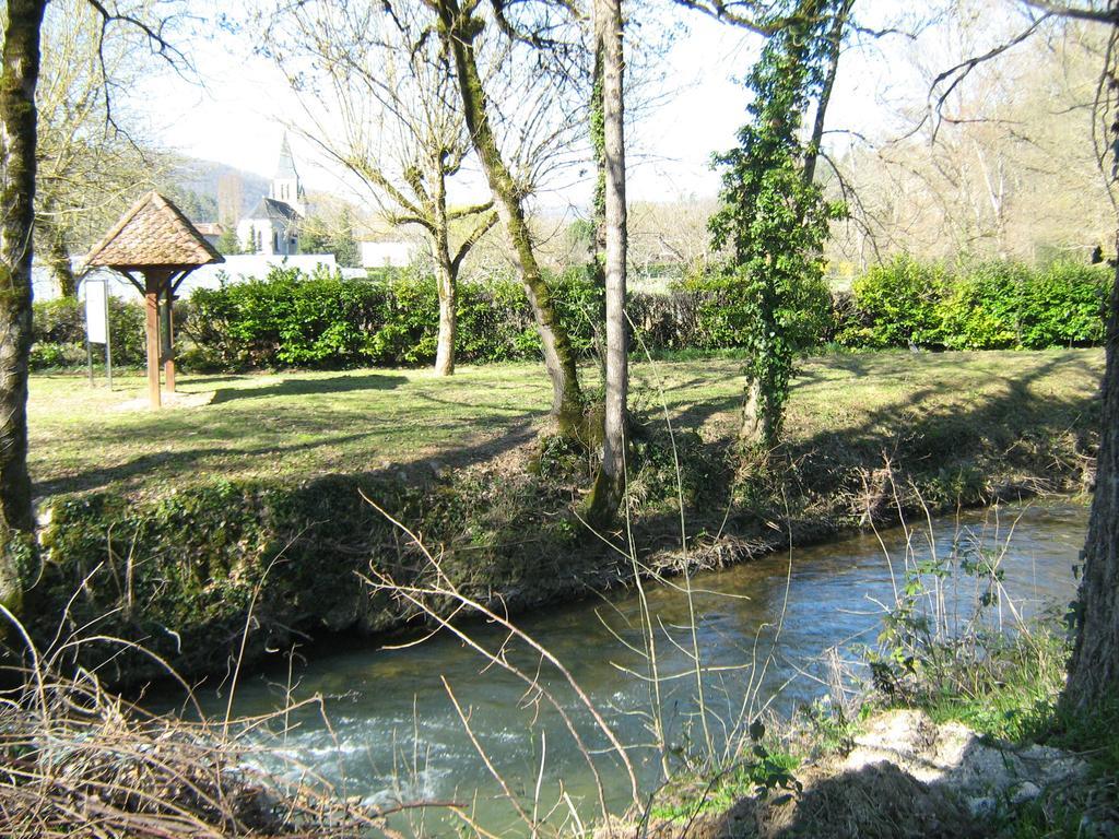 Chambres D'Hotes Au Pere Louis Labastide-du-Vert Kültér fotó