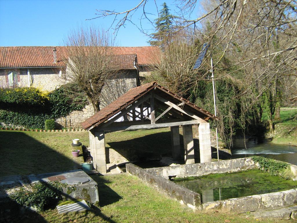 Chambres D'Hotes Au Pere Louis Labastide-du-Vert Kültér fotó